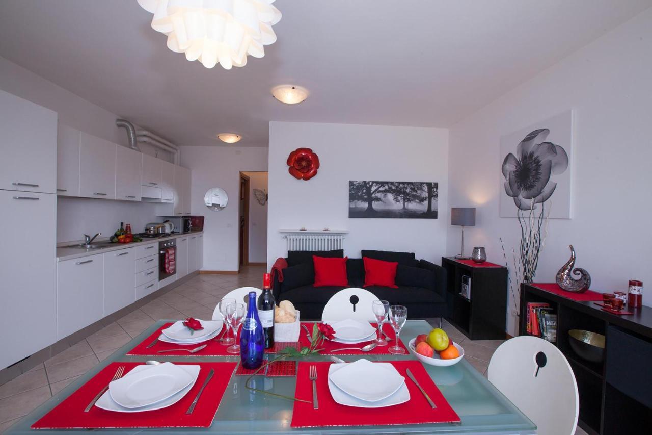 Vista D'Oro Apartments Perledo ภายนอก รูปภาพ